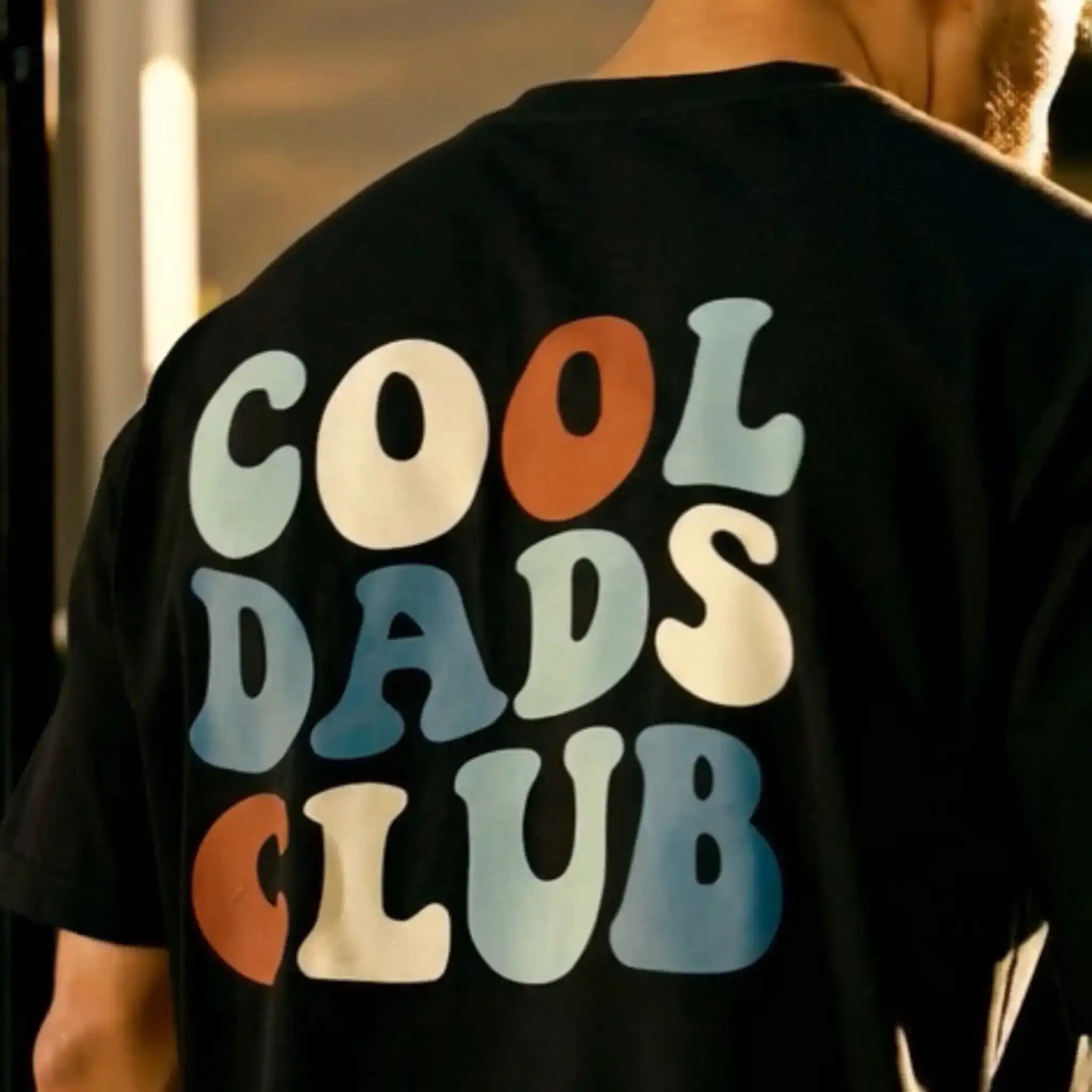 “Cool Dads Club Retro” - Personalisiertes Heavy Cotton T-Shirt