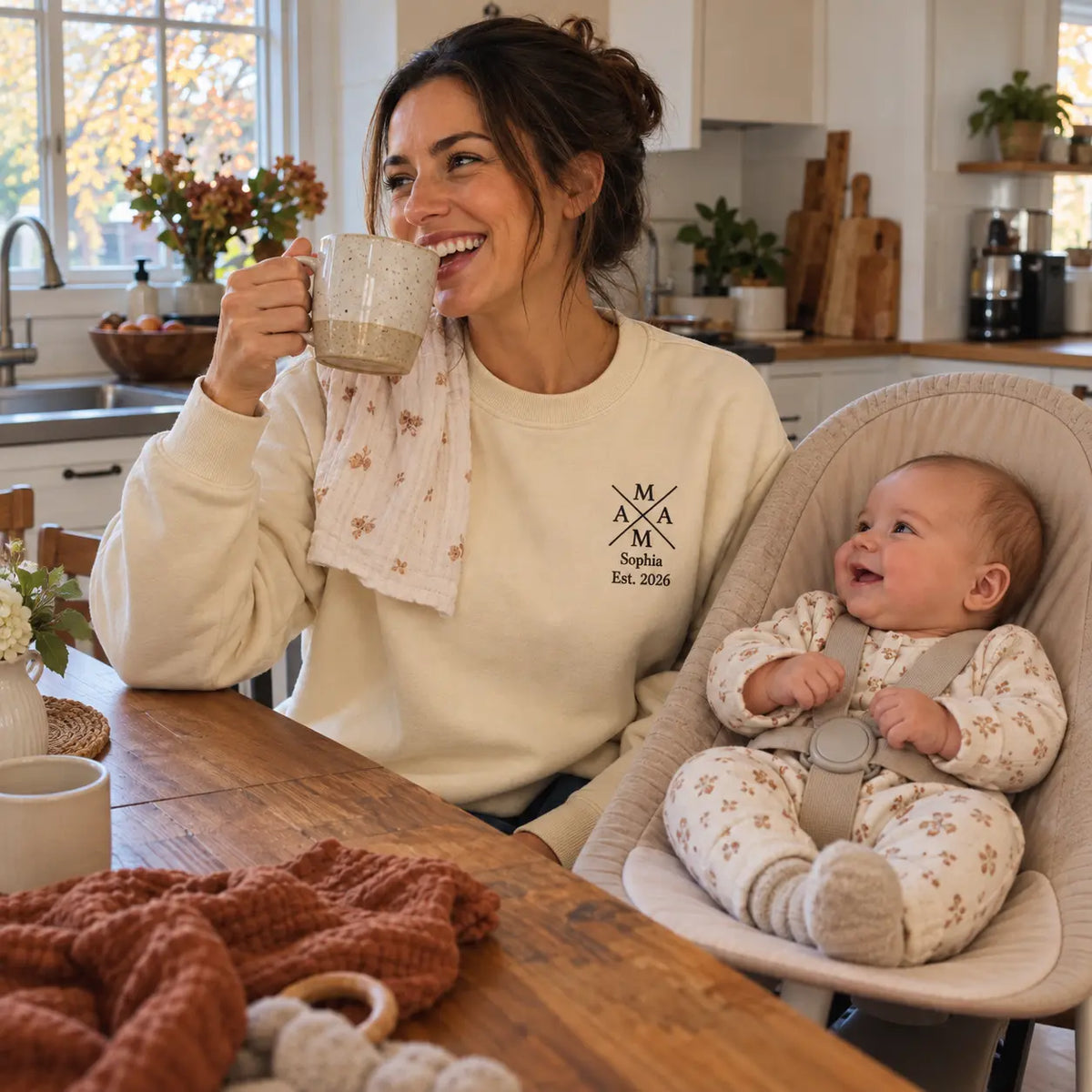 "Mama Crossedâ - Personalisiertes Sweatshirt mit Kindernamen und Datum