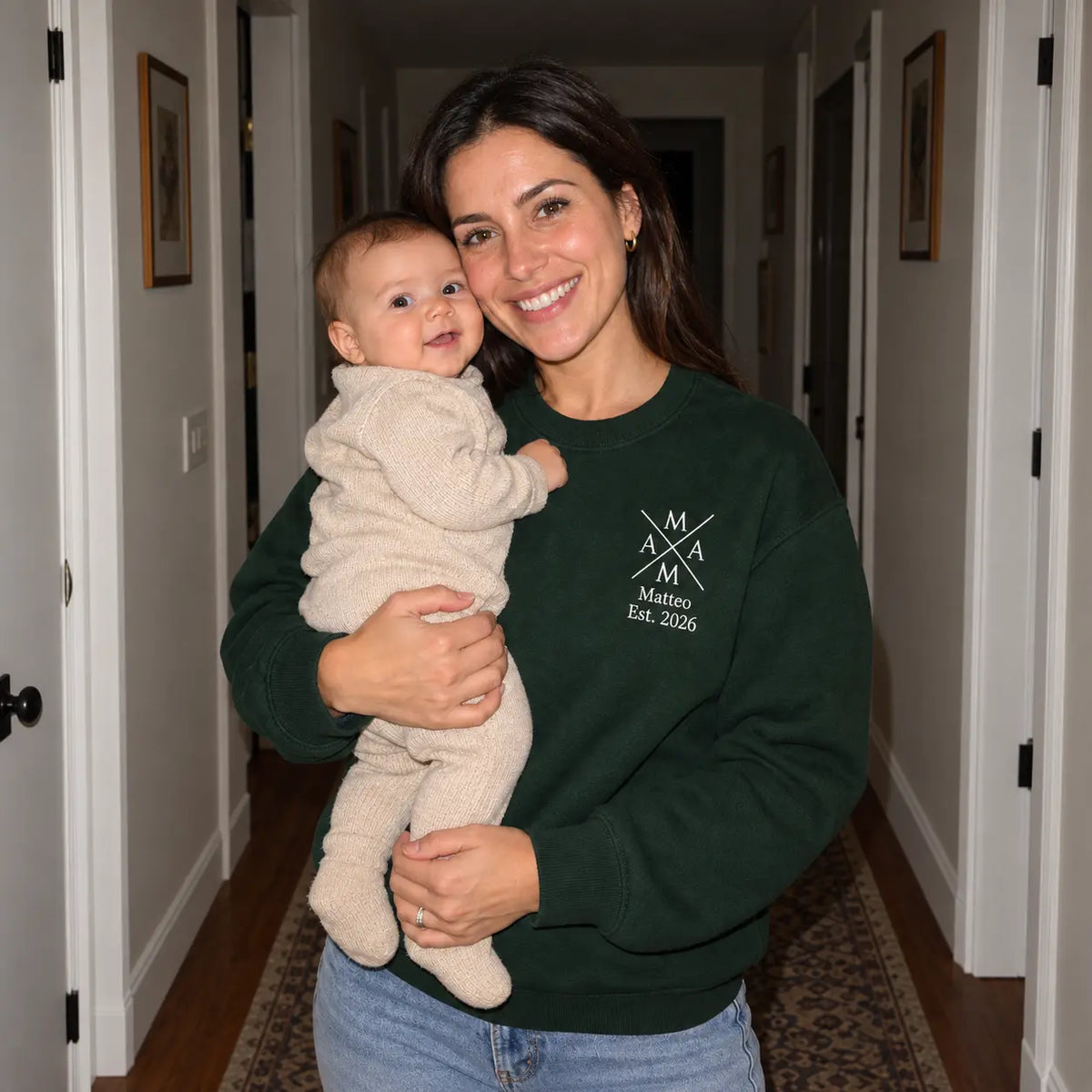 "Mama Crossedâ - Personalisiertes Sweatshirt mit Kindernamen und Datum