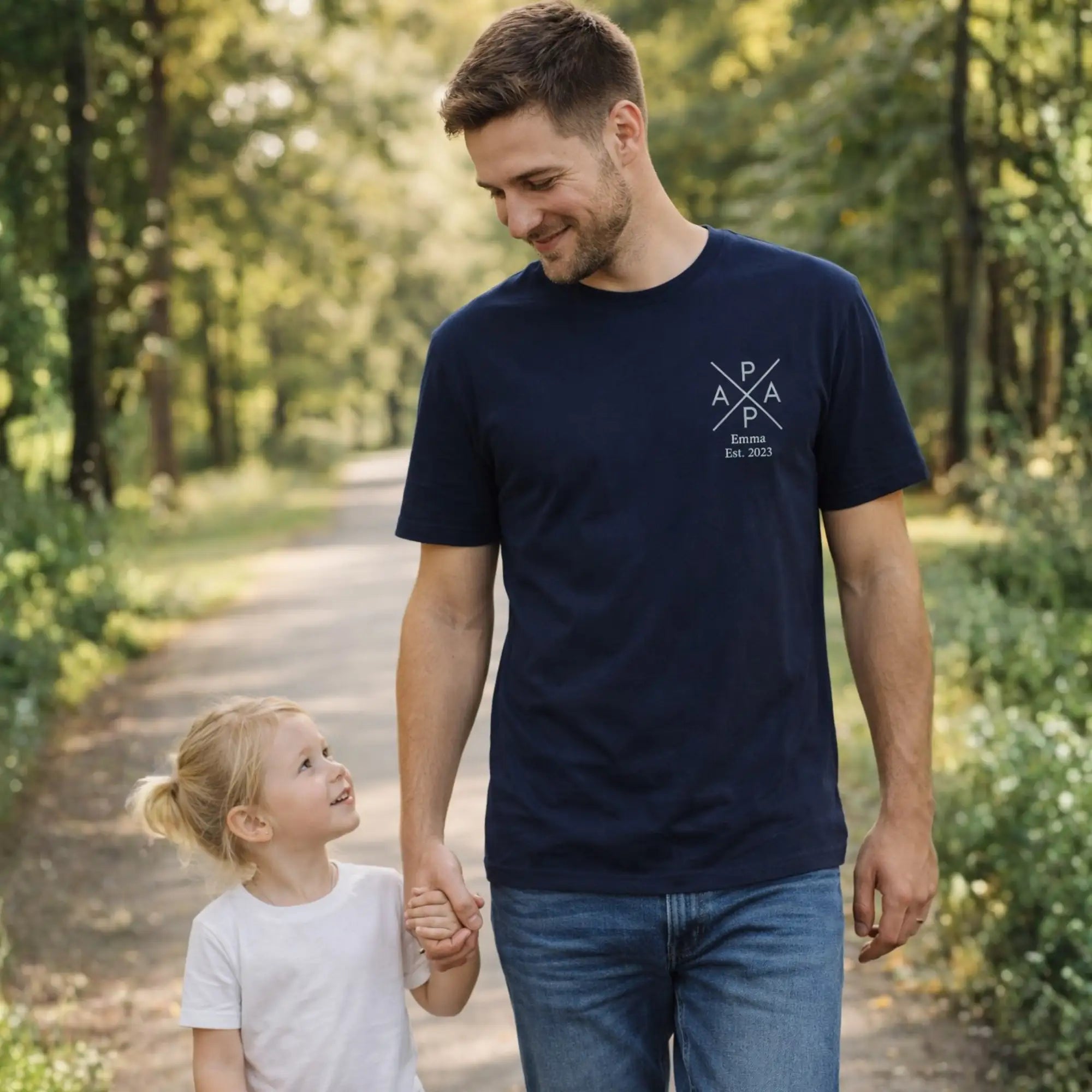 “PAPA Crossed” - Personalisiertes T-Shirt