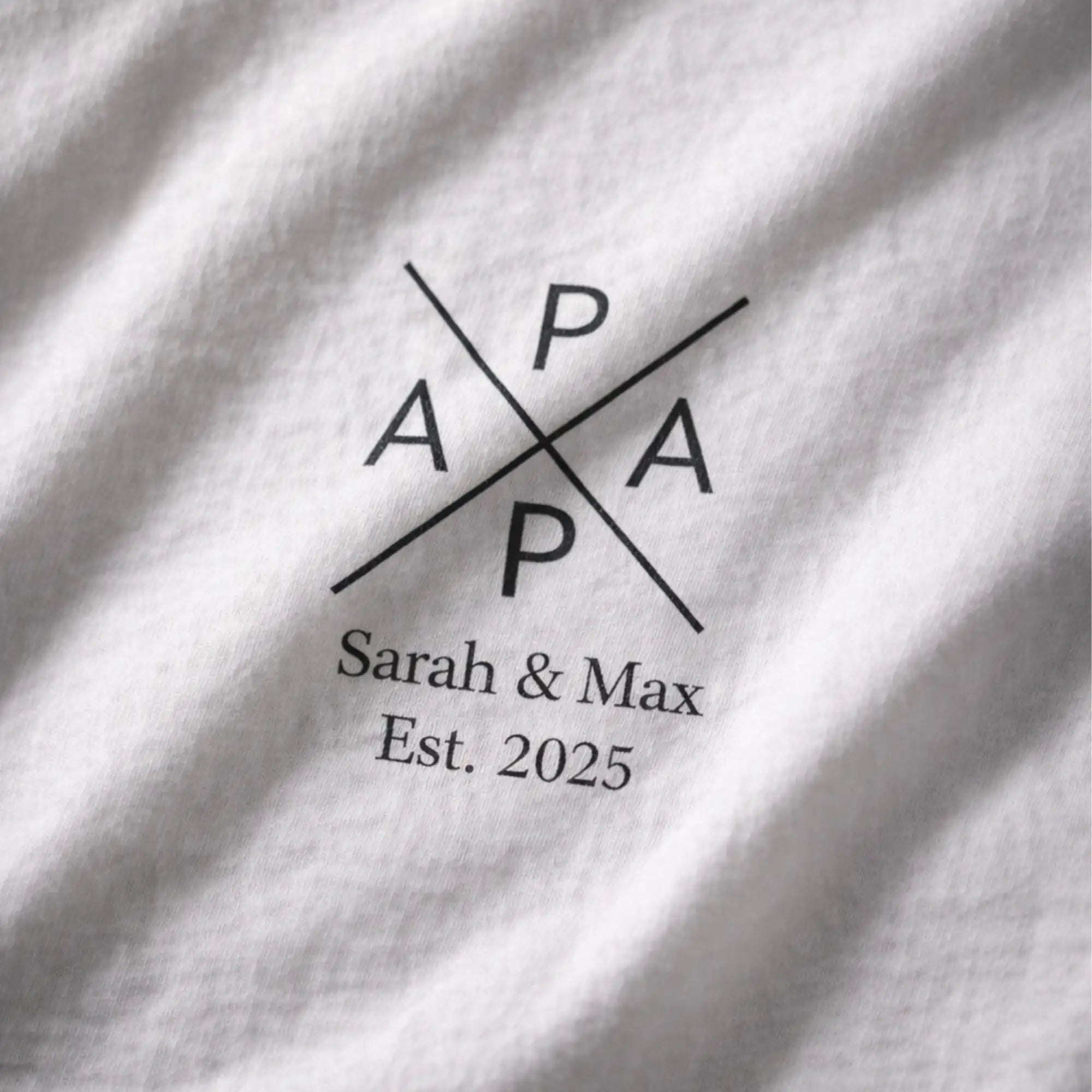 “PAPA Crossed” - Personalisiertes T-Shirt
